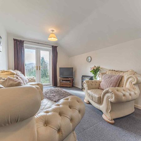 Pass The Keys Comfortable 3 Bed In Central Bowness With Parking Windermere Εξωτερικό φωτογραφία