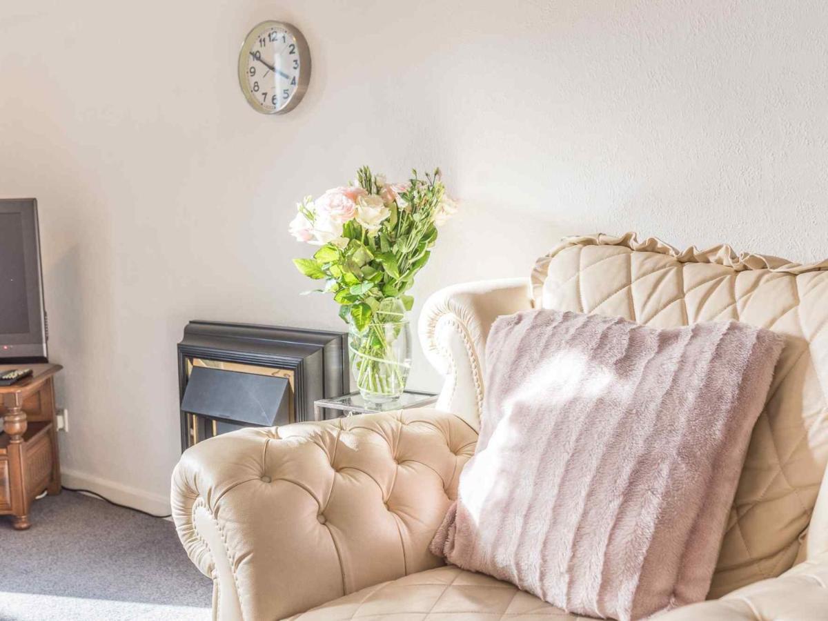 Pass The Keys Comfortable 3 Bed In Central Bowness With Parking Windermere Εξωτερικό φωτογραφία