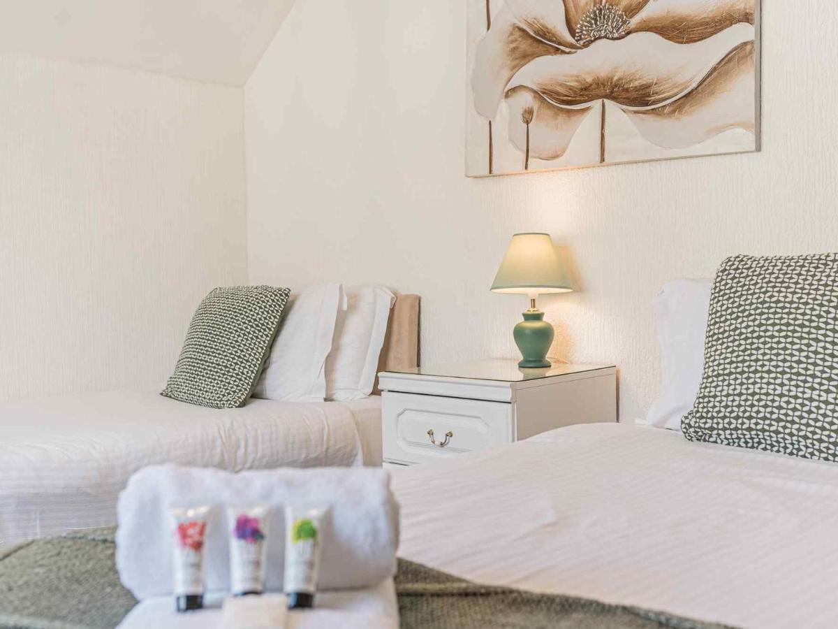 Pass The Keys Comfortable 3 Bed In Central Bowness With Parking Windermere Εξωτερικό φωτογραφία